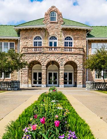 Exterior of the Pink Palace Museum & Mansion