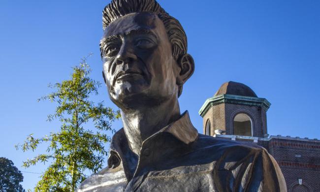 Johnny Cash statue near Galloway Church in Cooper Young