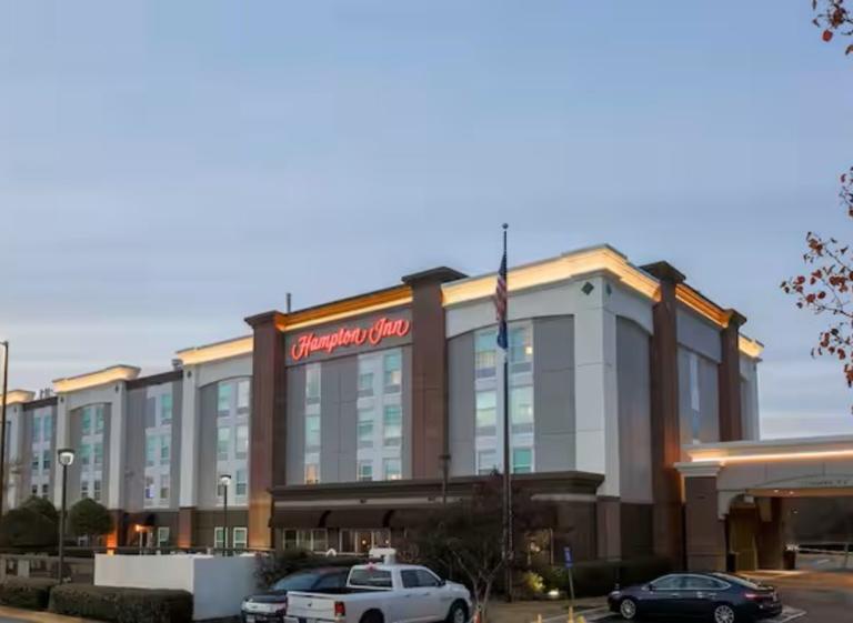 Hampton Inn Exterior - Hilton Photo 8