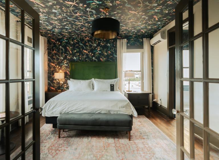 Hotel Pontotoc | Julian Harper Photo